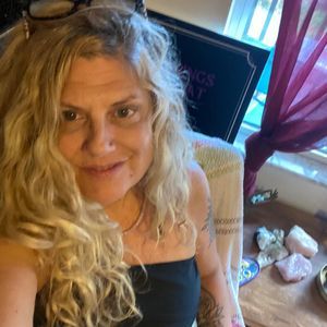 Meet your Posher, Catherine